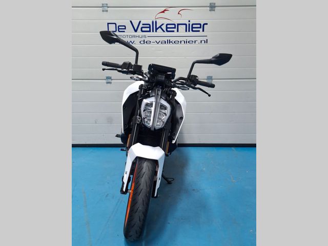 ktm - 390-duke-abs