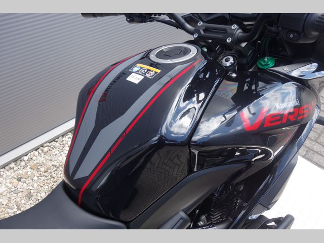 kawasaki - versys-650-abs