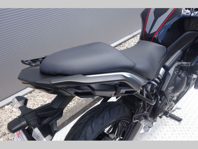 kawasaki - versys-650-abs