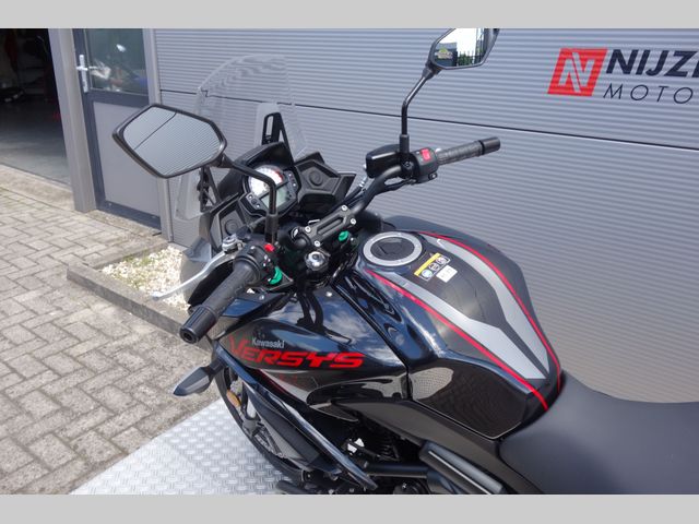 kawasaki - versys-650-abs