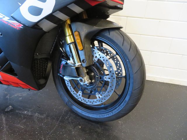 aprilia - rsv-4-factory-aprc