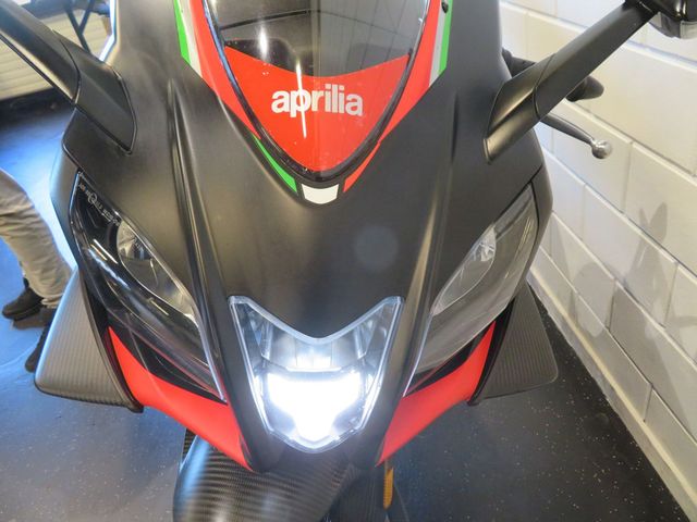 aprilia - rsv-4-factory-aprc