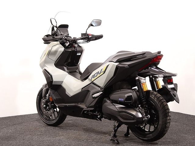 honda - adv-350