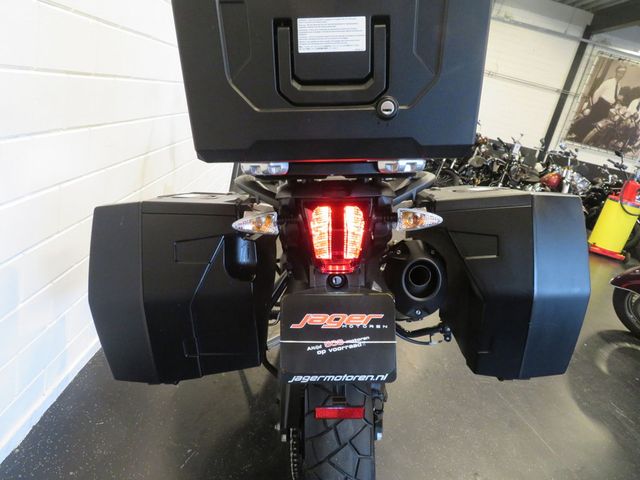 triumph - tiger-800-xcx