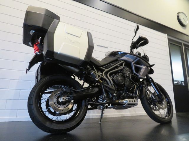 triumph - tiger-800-xcx
