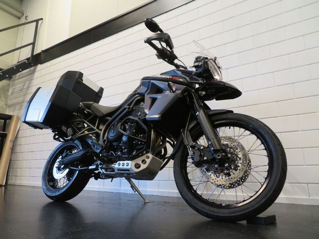 triumph - tiger-800-xcx