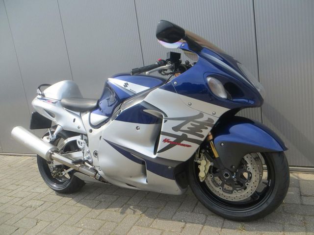 suzuki - gsx-r-1300-hayabusa