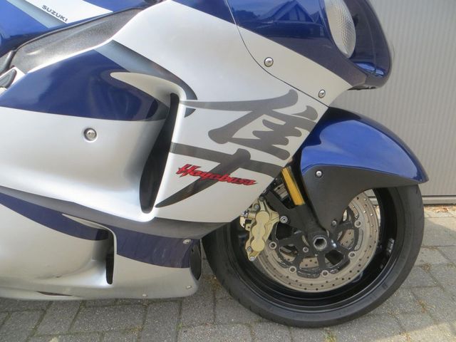 suzuki - gsx-r-1300-hayabusa