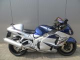 SUZUKI GSX-R 1300 HAYABUSA