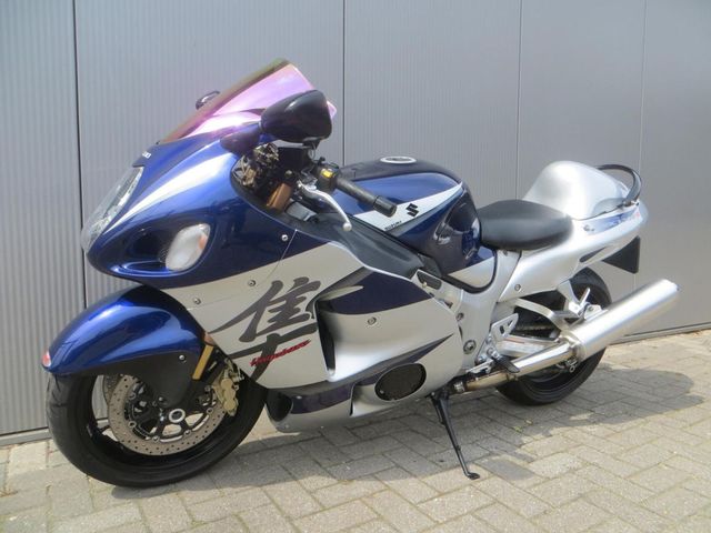 suzuki - gsx-r-1300-hayabusa