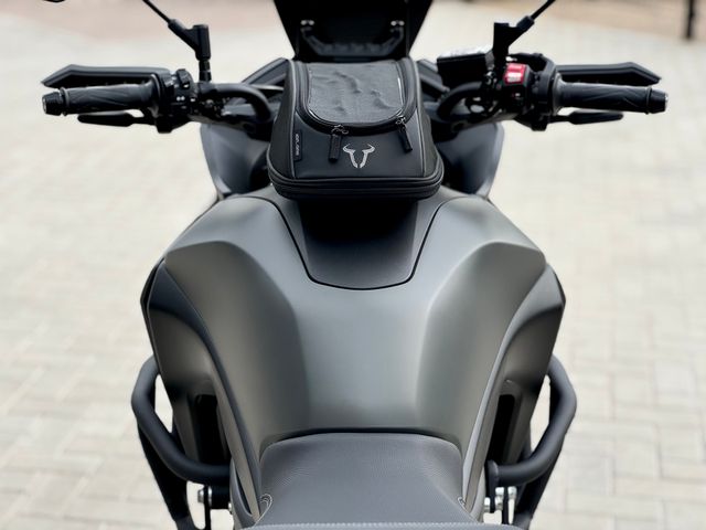 yamaha - tracer-7
