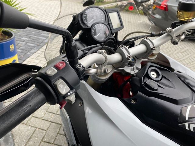 bmw - f-800-gs