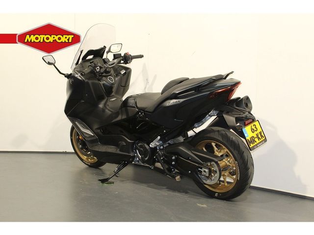 yamaha - tmax-tech-max-560