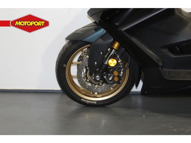 yamaha - tmax-tech-max-560