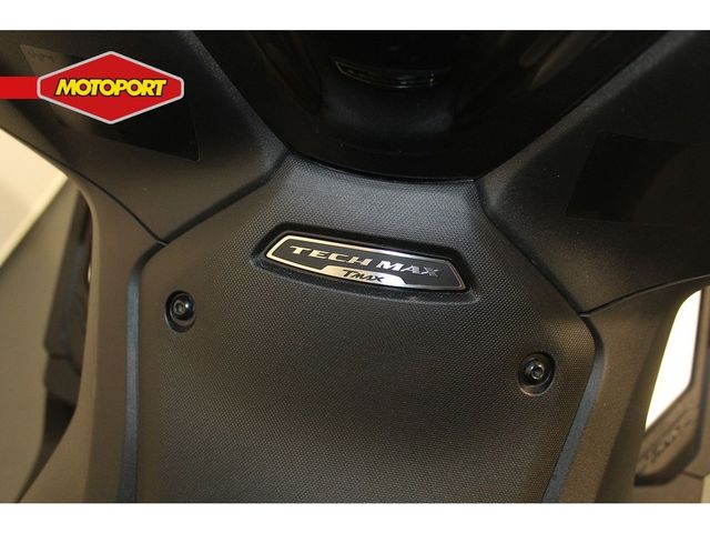 yamaha - tmax-tech-max-560