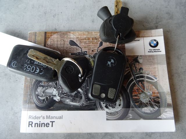 bmw - r-nine-t
