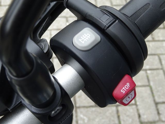bmw - r-nine-t