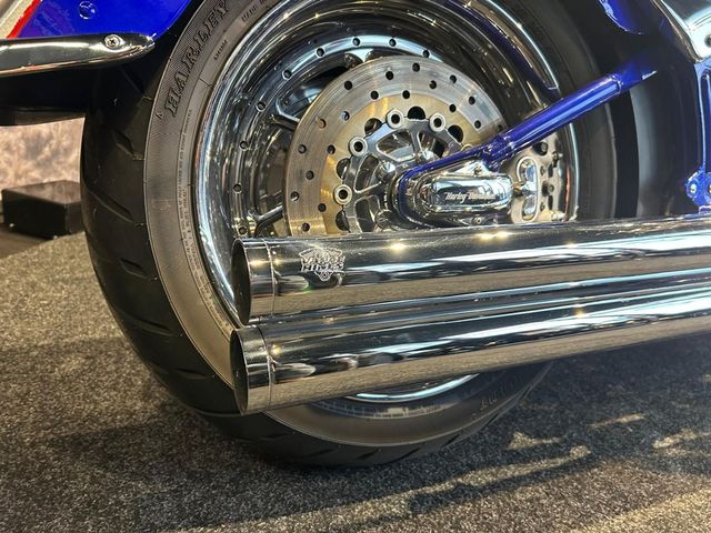 harley-davidson - fat-boy-screamin-eagle-cvo-flstfse