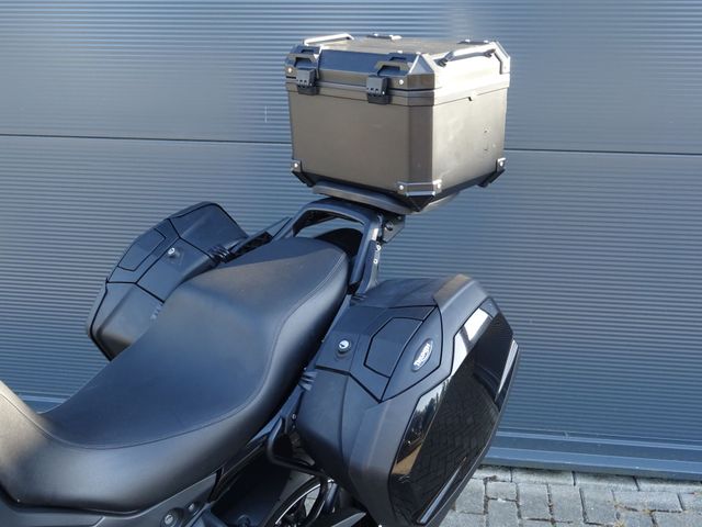 triumph - tiger-1050