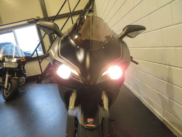 ducati - 848-evo-corse-se