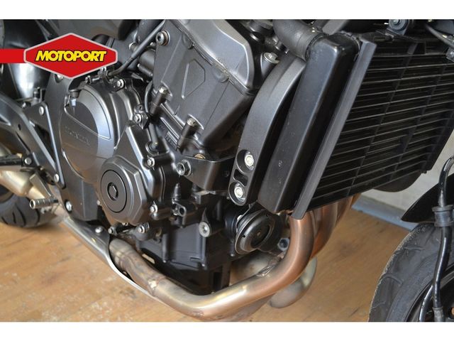 honda - cb-600-f-hornet-abs