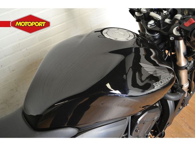 honda - cb-600-f-hornet-abs