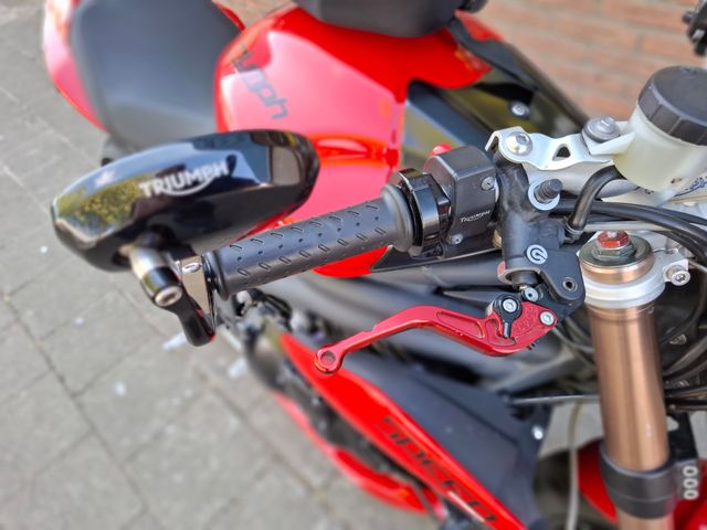 triumph - speed-triple-1050-abs