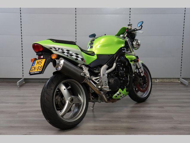 triumph - 955-i-speed-triple