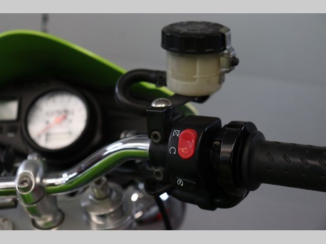 triumph - 955-i-speed-triple