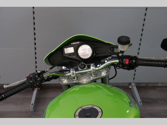 triumph - 955-i-speed-triple