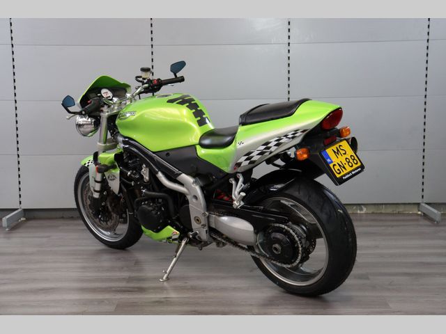 triumph - 955-i-speed-triple