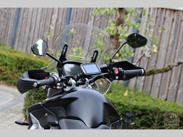 triumph - tiger-800-xrx