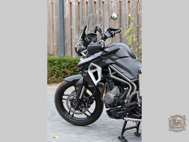 triumph - tiger-800-xrx