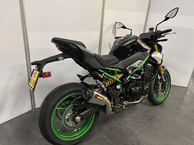 kawasaki - z900