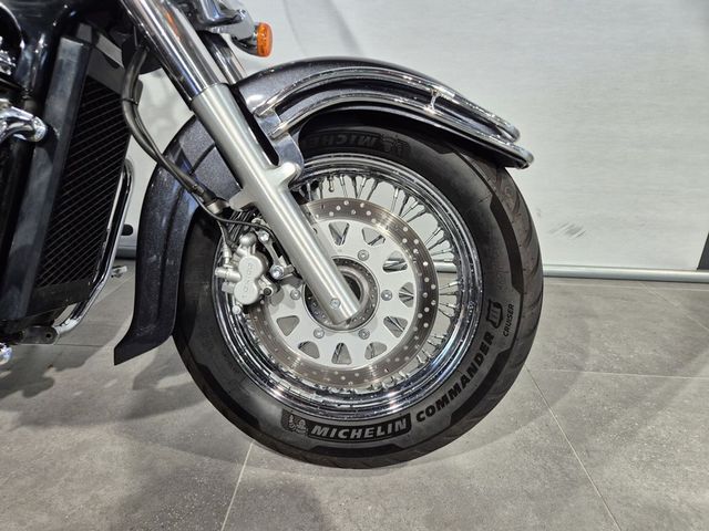 suzuki - vl-800-volusia