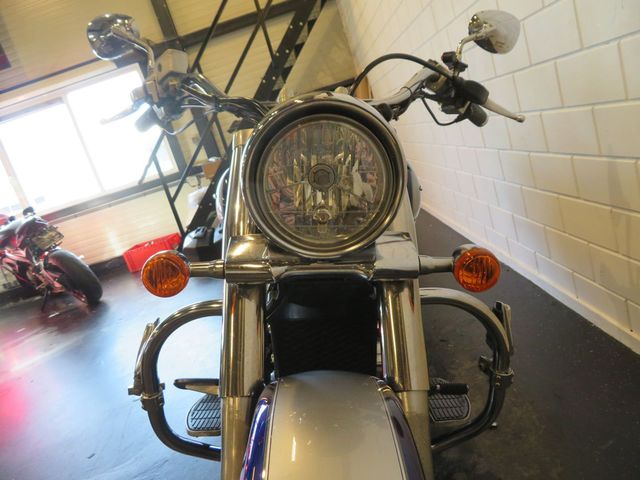 suzuki - vl-800-volusia