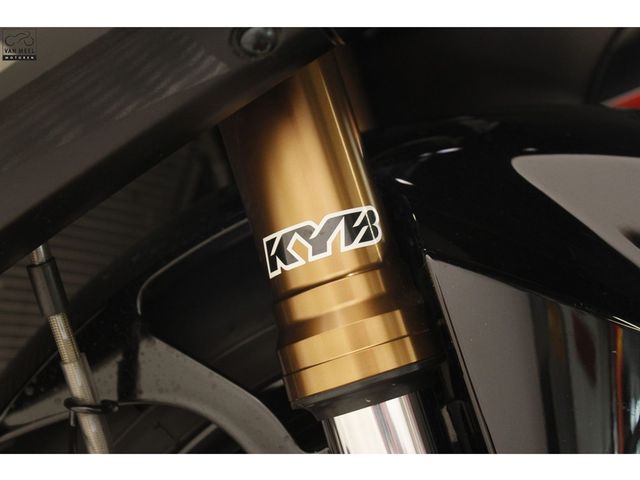 yamaha - r9