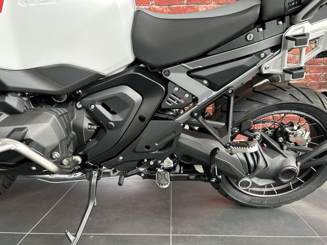 bmw - r-1300-gs-adventure