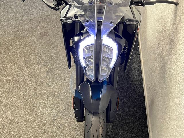 ktm - 790-duke