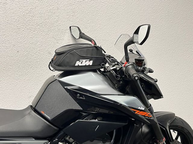 ktm - 790-duke