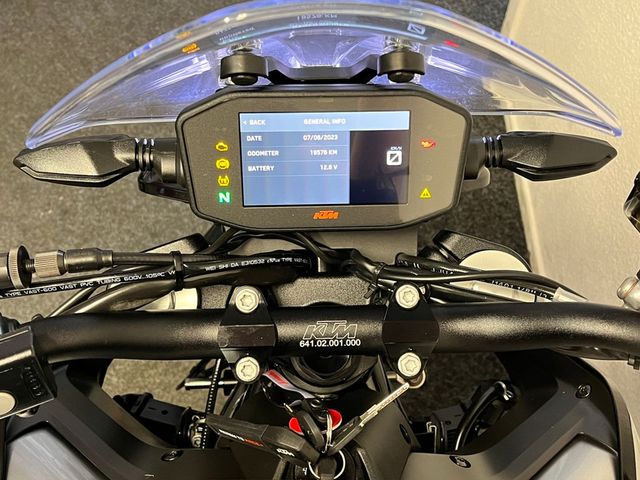 ktm - 790-duke