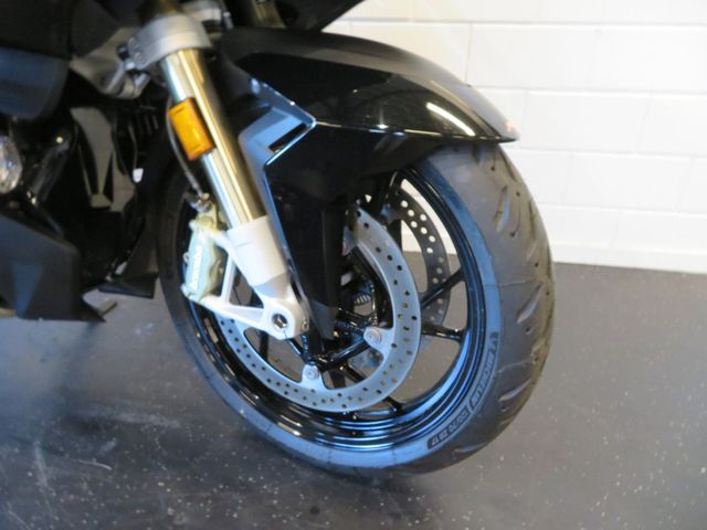 bmw - r-1250-rt