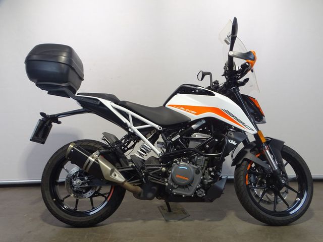 ktm - 390-duke-abs
