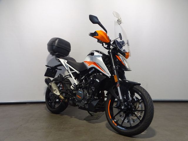 ktm - 390-duke-abs