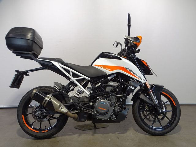 ktm - 390-duke-abs