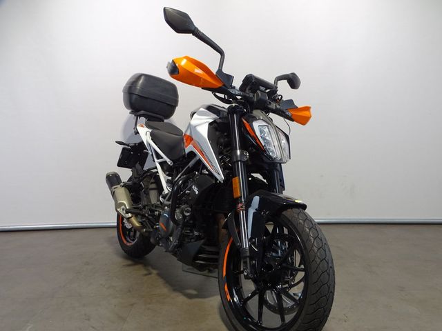 ktm - 390-duke