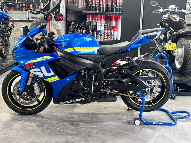 suzuki - gsx-r-750
