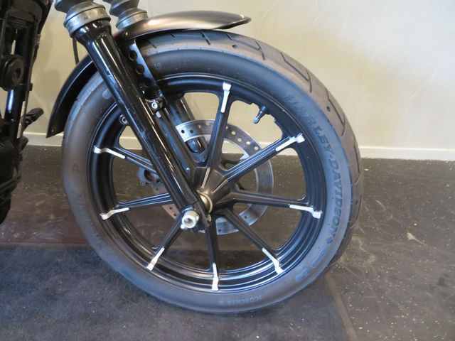 harley-davidson - sportster-iron-883