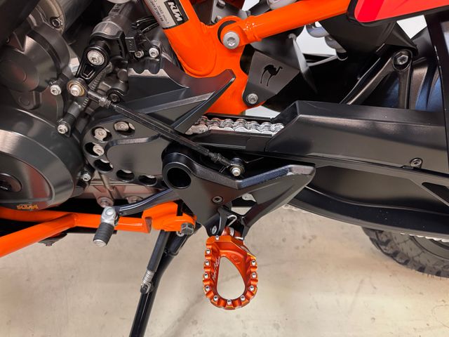 ktm - 790-adventure-r