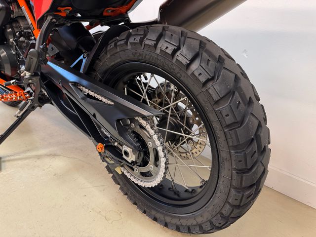 ktm - 790-adventure-r